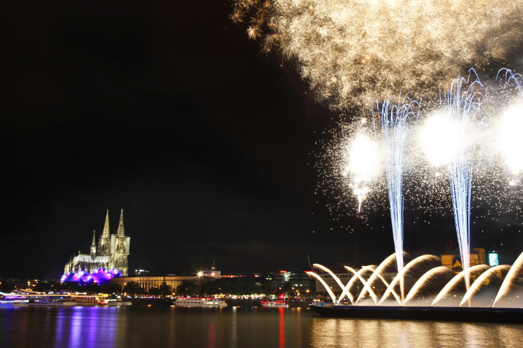 WECO_Feuerwerk_Koelner_Lichter_2012_3